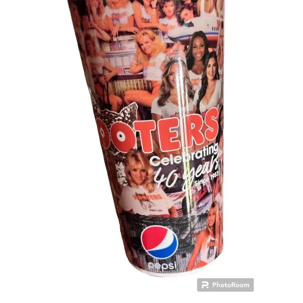 Hooters X Pepsi 40 year anniversary plastic sturdy tumbler‎ + Lid